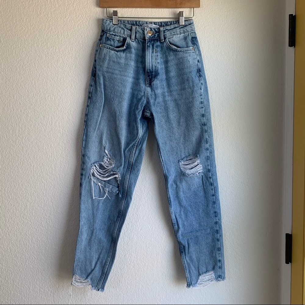 Zara High Rise Mom Fit Jeans